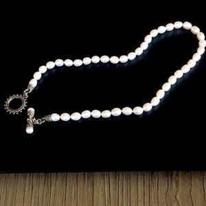 Barbara Bixby pearl necklace